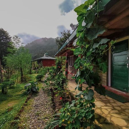 Zenoaks Homestay المورا المظهر الخارجي الصورة