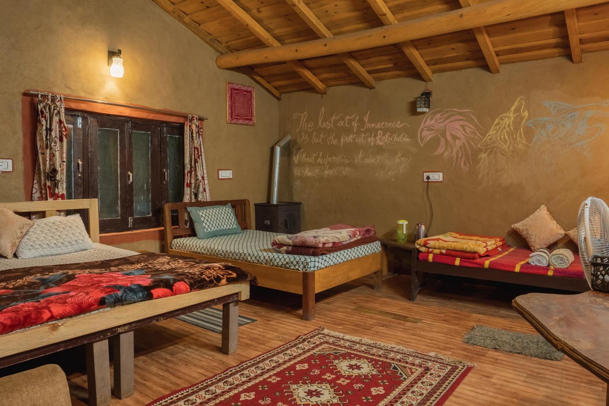 Zenoaks Homestay المورا المظهر الخارجي الصورة
