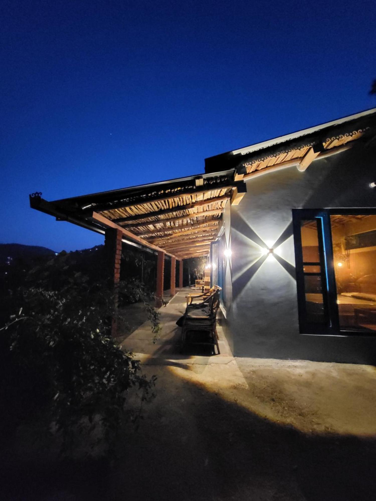 Zenoaks Homestay المورا المظهر الخارجي الصورة